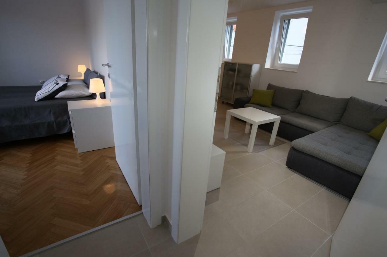 Apartmani Tri Bunje Tribunj  Luaran gambar