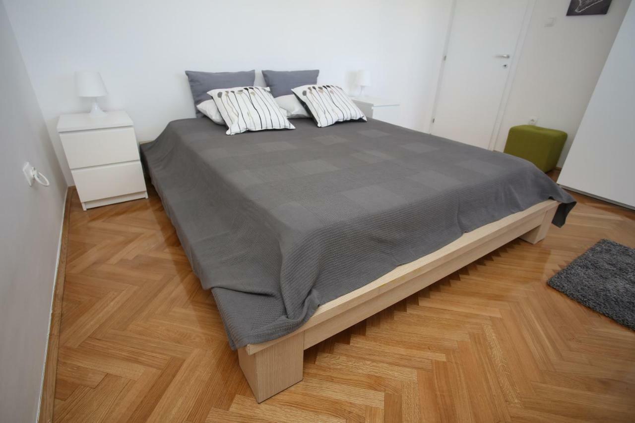 Apartmani Tri Bunje Tribunj  Luaran gambar